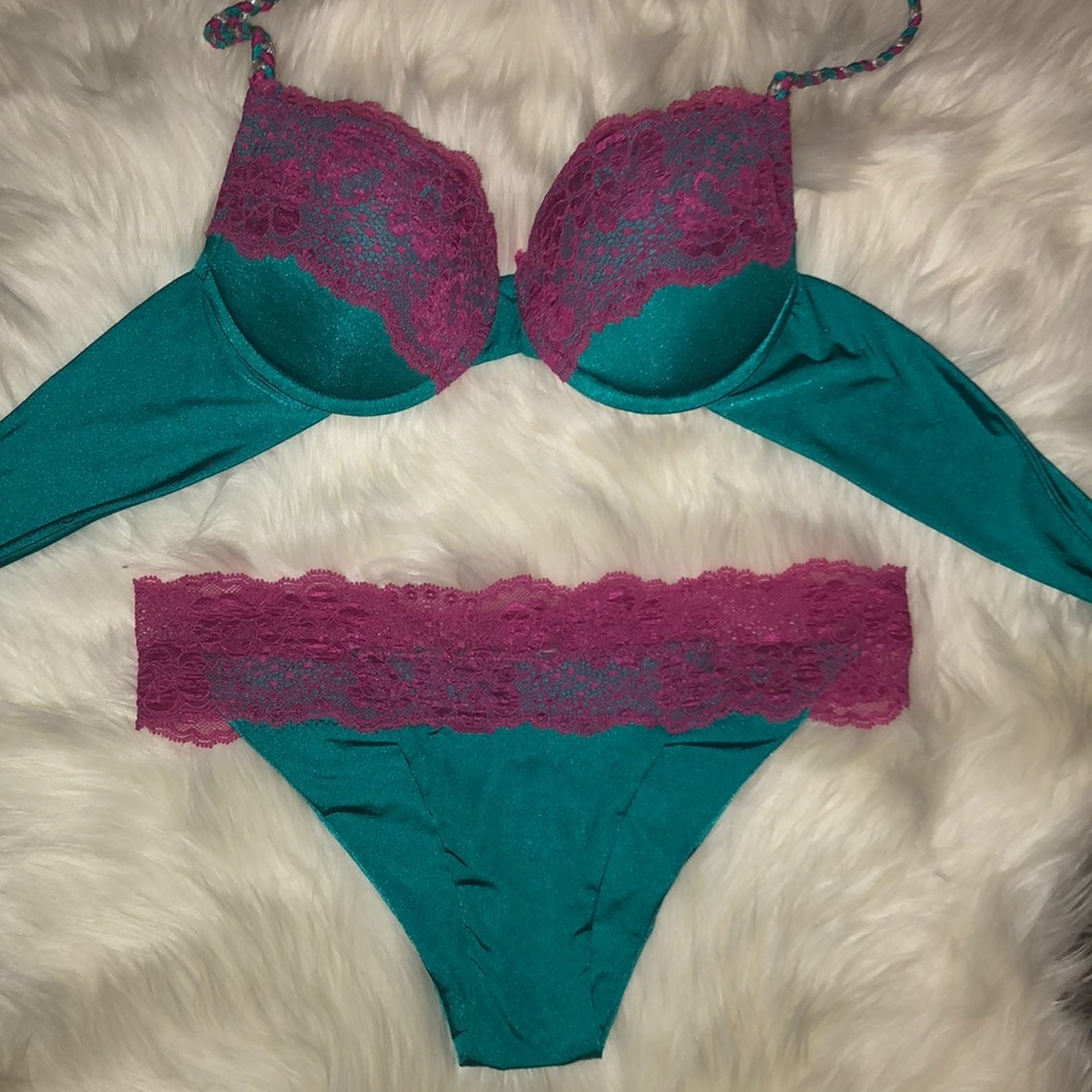 Shiny Beach Bunny Lady Lace bikini